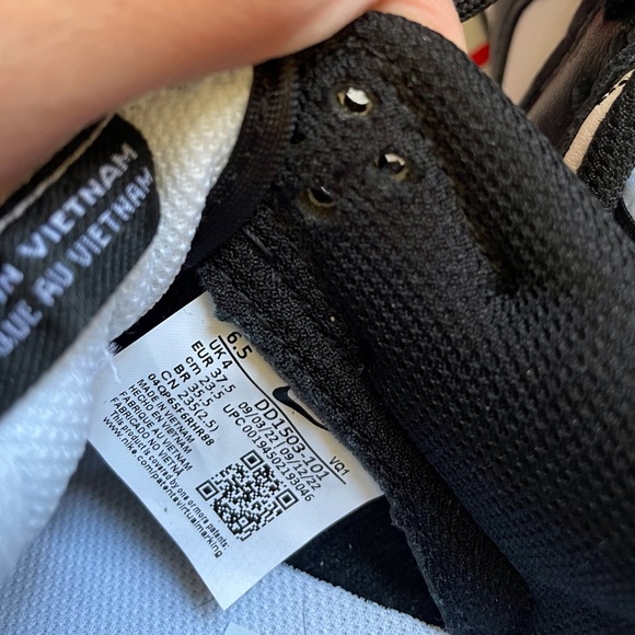 Authentic Women’s Nike Dunk Low Panda Size 6.5 - Picture 7 of 8